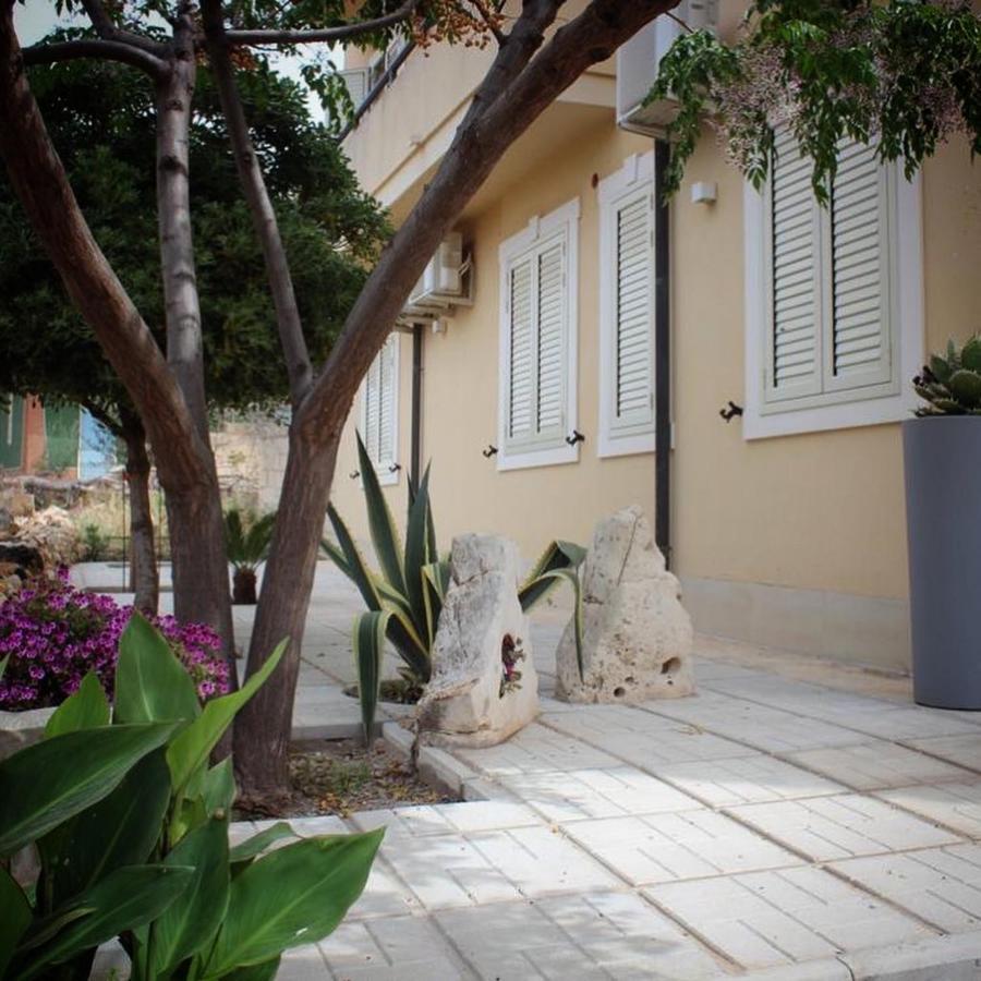Bed and Breakfast Il Giardino Nascosto Portopalo Di Capo Passero Exterior foto